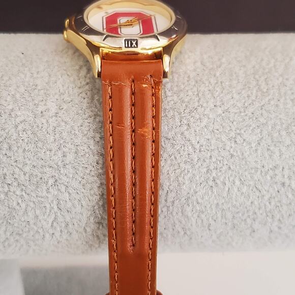 Ohio State Buckeyes Women's Watch Gold Tone Brown Band - Picture 2 of 11